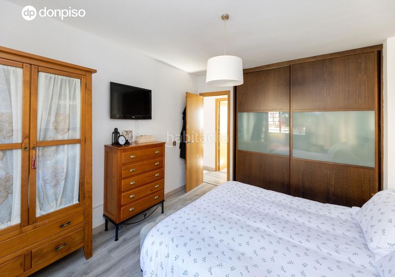 Foto ce968ce9-20c6-421f-90df-3d776942971d. Casa amb aparcament a Nívar