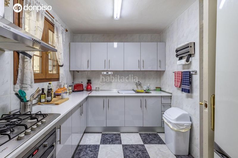 Foto 4c6f34ae-f83b-4705-a53e-64e891c0c65a. Casa amb aparcament a Moclín
