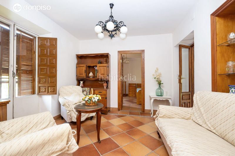 Foto 51628a43-def2-40af-bb54-62117a44d220. Casa amb calefacció piscina a Ogíjares