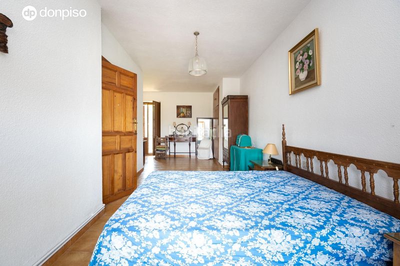 Foto bc4b3122-6e7b-438e-a929-36fdf4ddd031. Casa amb calefacció piscina a Ogíjares