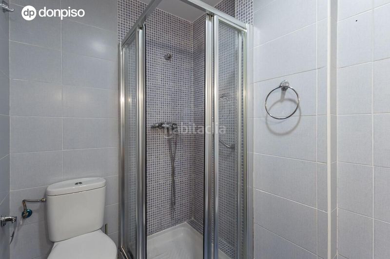 Foto d505b2dc-c307-4993-8a96-ad9c8630ce78. Pis a calle calle san miguel 15 a Poniente Armilla