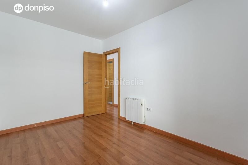 Foto d6fba160-8e29-484d-9779-39030d791537. Pis a calle calle san miguel 15 a Poniente Armilla
