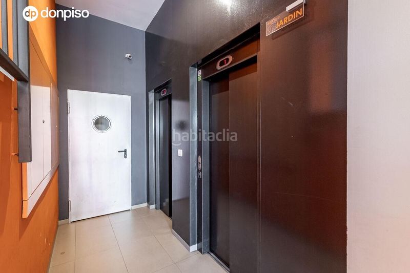 Foto a3599e38-0073-4809-b07f-8a1f3b5e5d2f. Pis a calle calle bacaque 2 a Carretera de Granada-La Alcazaba Alhendín