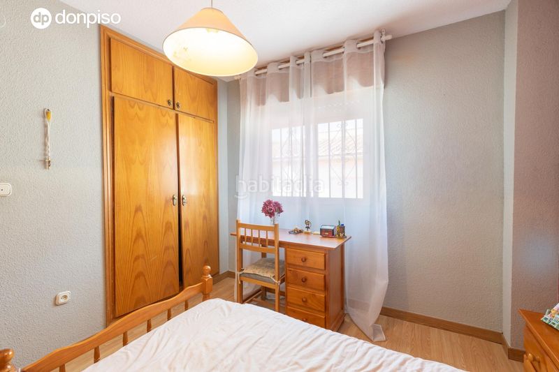 Foto 6795b169-64d9-4942-ba81-aa2786b36a43. Casa adossada amb calefacció aparcament a Avda. De los Ogíjares Armilla