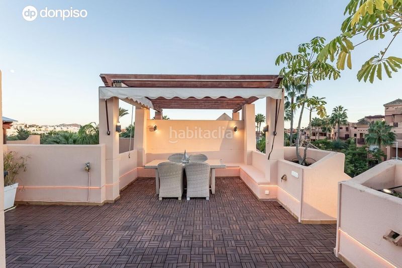 Foto 2c39d269-7624-4769-bd09-e1828108a4be. Casa adossada amb aparcament piscina a Playa de Granada Motril
