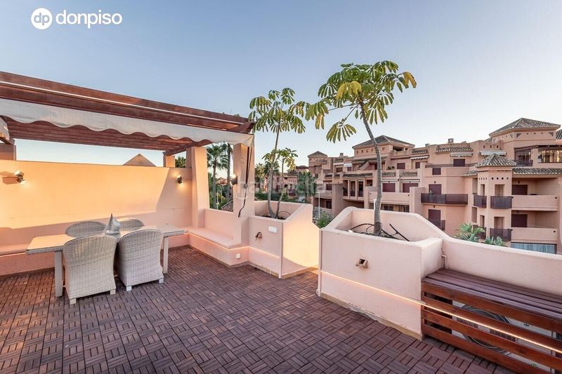 Foto 4c13d5e2-a6d5-45be-85a9-c1eb9fe0f755. Casa adossada amb aparcament piscina a Playa de Granada Motril