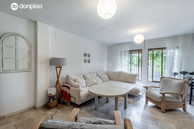 Foto 45bd3bb2-7653-43d3-94bc-a63a5b5a9823. Casa chalet en Cájar