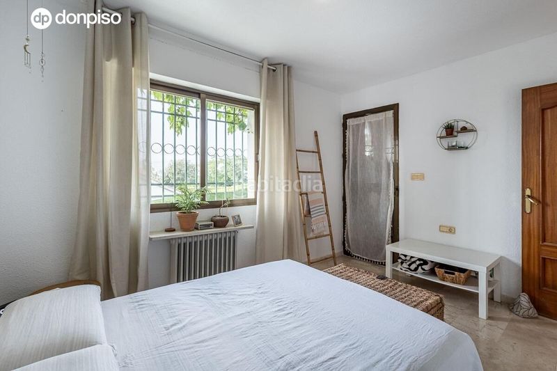 Foto a708e9e6-4707-4649-8c89-1c96e6f86888. Casa chalet en Cájar