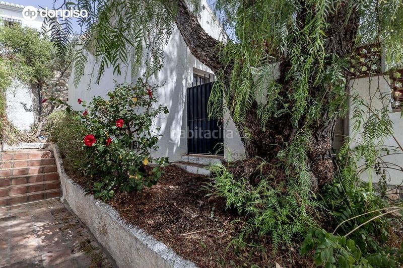 Foto 1373bbd1-c7f2-4f98-808b-5a51e0ed4257. Casa amb aparcament a Urb. San Antonio Almuñécar