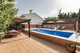 Chalet  Calle del río andarax. Chalet en san javier, las gabias