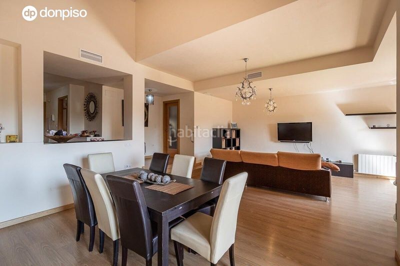 Foto 299c548b-4344-42a9-8ecf-1946ad4f8a72. Casa amb calefacció aparcament piscina a Gójar