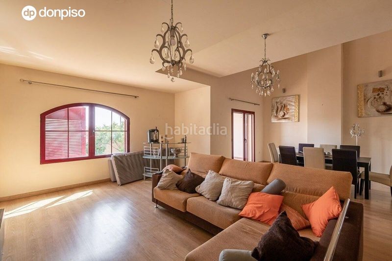Foto 42fe1195-197f-4ff1-8295-761e433e891e. Casa amb calefacció aparcament piscina a Gójar