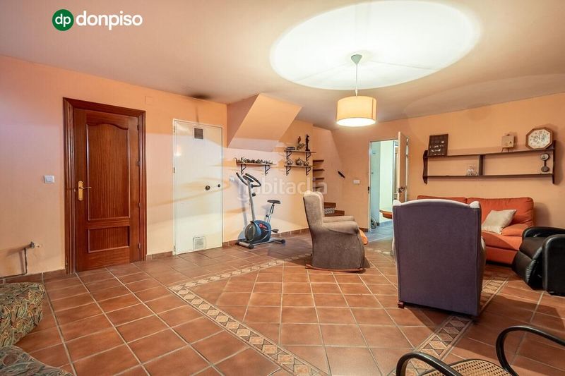 Foto dfb36b3c-0e27-431d-a55e-8005f5c3ad45. Casa amb calefacció aparcament piscina a Ogíjares