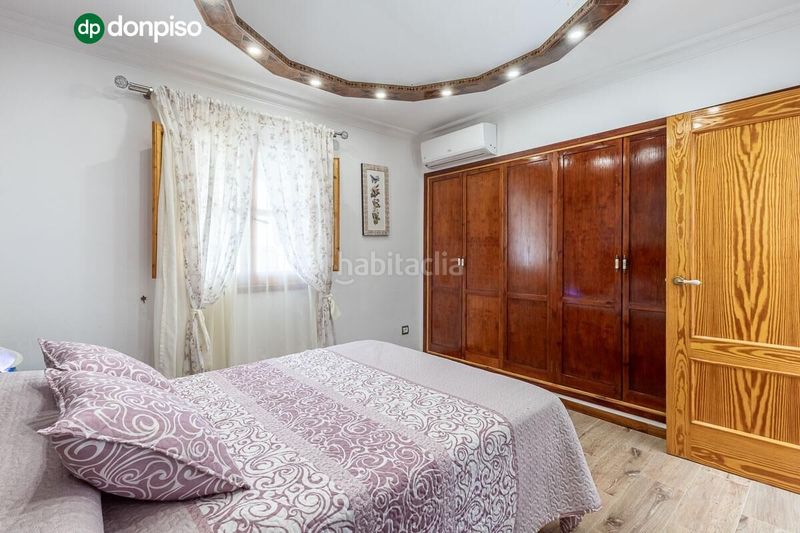 Foto 9efaa6c3-e283-4786-a82d-5112439518a2. Casa adossada amb aparcament a Pulianas