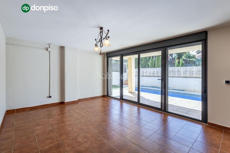 Foto fa3acd0a-c349-48d0-b398-14ea8ff82ed6. Casa amb calefacció aparcament piscina a Albolote