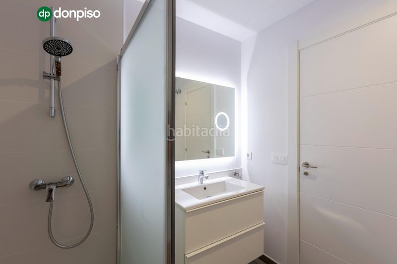 Foto f1ce853a-ecdf-4211-b2df-a8f98d3fd4d2. Dachwohnung in avenida avenida andalucía 27 in Salobreña costa Salobreña