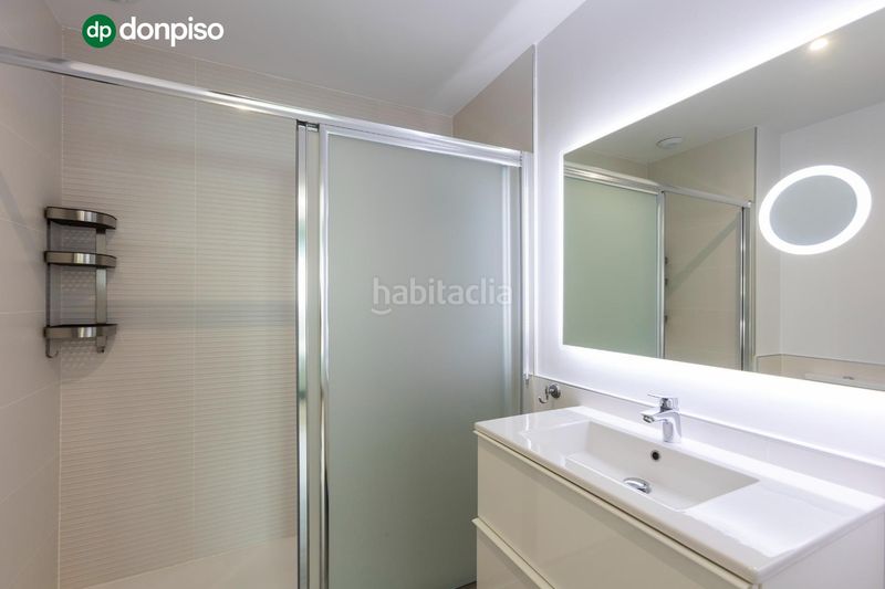 Foto fe3aa4cc-f45e-443a-a6e5-1f7d905e1235. Dachwohnung in avenida avenida andalucía 27 in Salobreña costa Salobreña