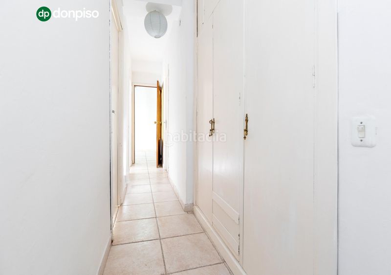 Foto 5af1da75-099d-4b89-981e-84d39e3b0253. Apartament a San Ildefonso Granada