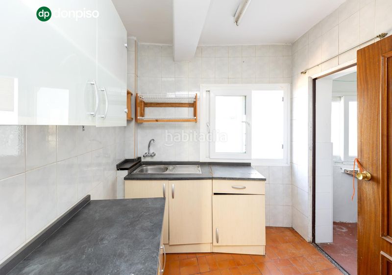 Foto 7d3dcb18-7598-4018-aa82-cc7967340aa5. Apartament a San Ildefonso Granada
