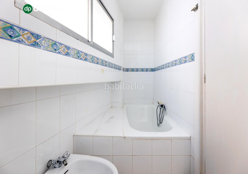 Foto c2844100-780f-481f-bc58-ae31121392e3. Apartament a San Ildefonso Granada