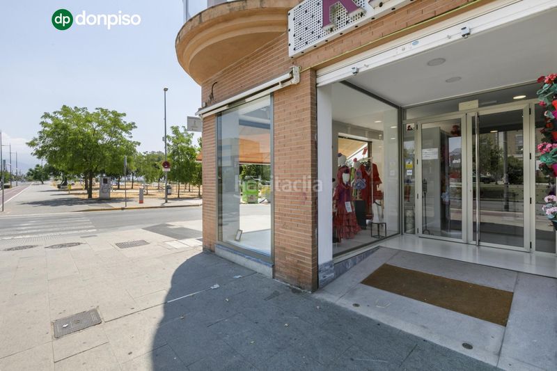 Foto 3272ad43-d295-4051-86cf-7beb1d999121. Local comercial a Albolote
