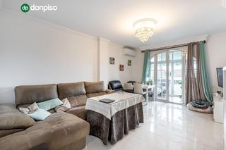 Flat in Santiago lozano 14. Piso en zona alcampo
