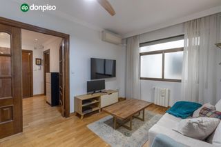 Flat in Calle carril del picon 3. Magnifica vivienda junto a calle tablas