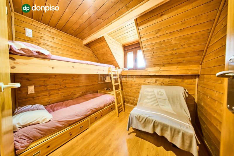 Foto adf9e2fa-21e5-4d1d-a399-6ba7e56e00cd. Casa adossada a Zona alta Sierra Nevada