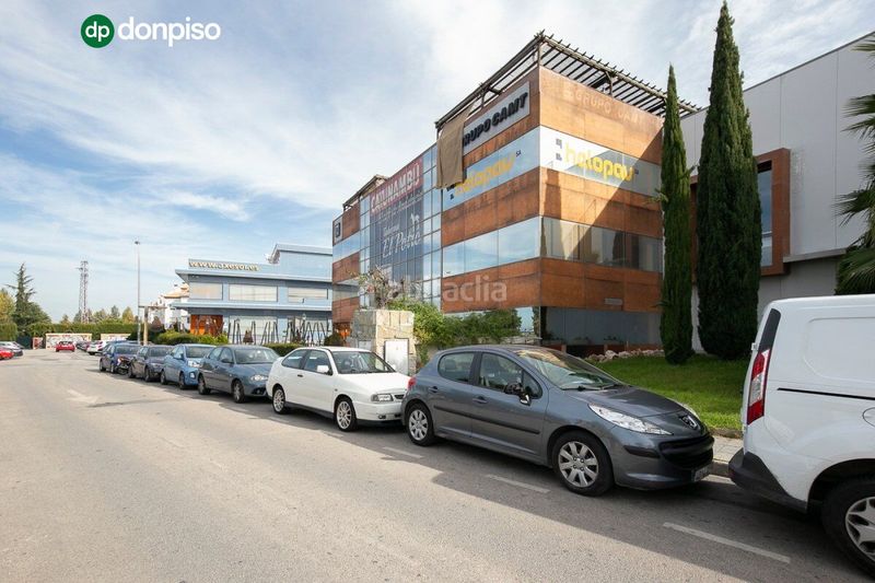 Foto 567e1abe-7df9-4a34-af8a-a3041962018c. Edifici a Campus de la Salud Armilla