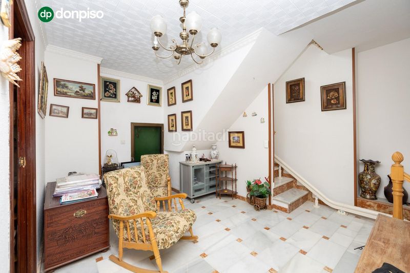Foto 9864da23-c2e2-4907-b052-bc784214cce8. Casa amb aparcament a Dúdar