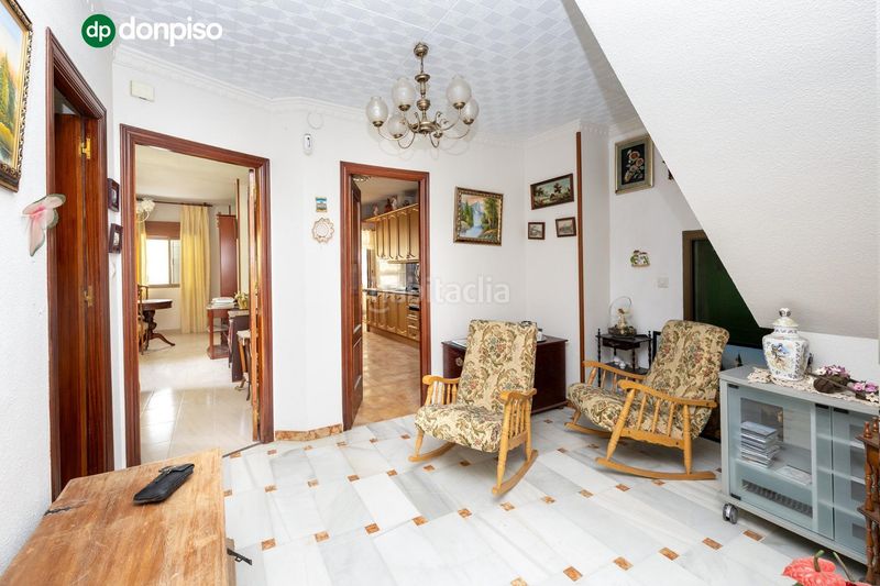 Foto c2fb335c-f5a3-4505-91ef-2d57ec0f9c8c. Casa amb aparcament a Dúdar