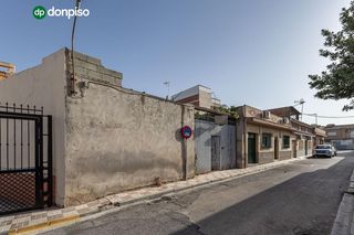 Terreny residencial a Calle del Perú 8