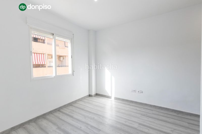 Foto b48ea35e-9afb-4100-9d77-949d8986ed16. Pis amb aparcament a Atarfe