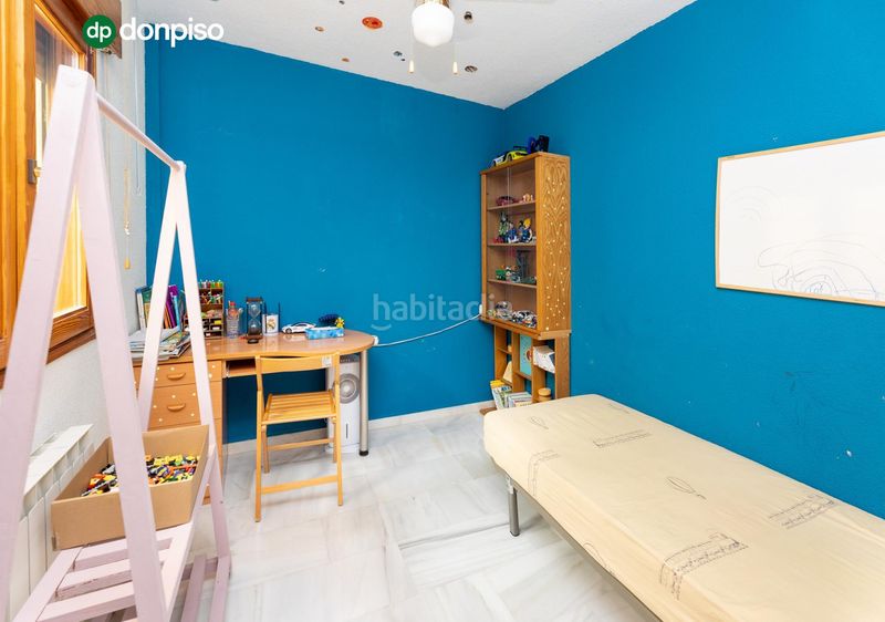 Foto fe8fd6b4-a6de-4981-abef-ccd5c5dd91e4. Casa adossada amb piscina a Cájar