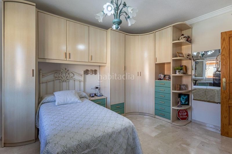Foto c9dd2f3b-222e-4c56-822d-1d1386782f3d. Casa adossada a calle de jerónimo de rueda 34 a Cúllar Vega
