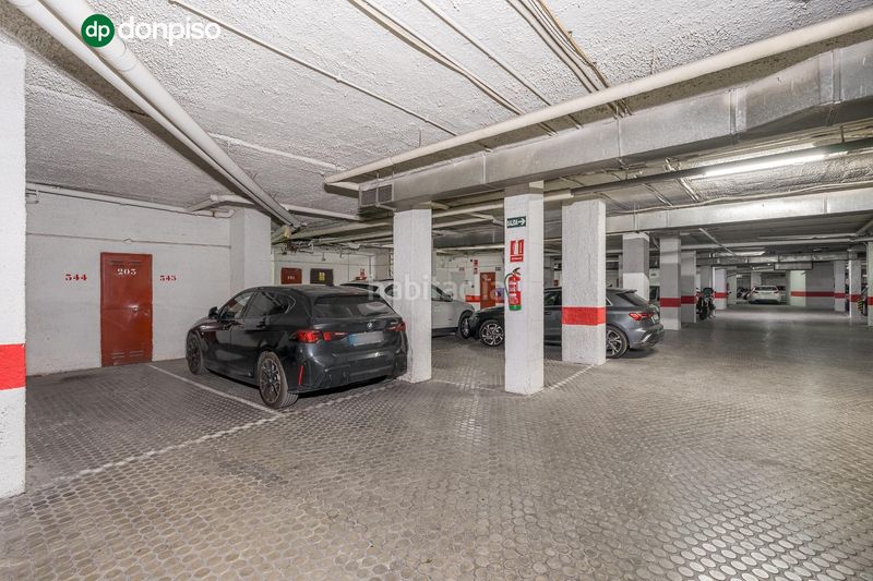 Foto 1d3ab743-3575-447c-96ef-336add8d205d. Planta baja en avenida avenida divina pastora 7 - 9 precioso estudio de lujo en urbanizacion triunfo jardin en Granada