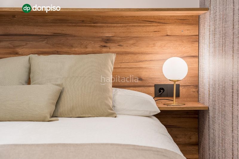 Foto cb22ca3a-88be-469a-962d-9302ac7db443. Planta baja en avenida avenida divina pastora 7 - 9 precioso estudio de lujo en urbanizacion triunfo jardin en Granada