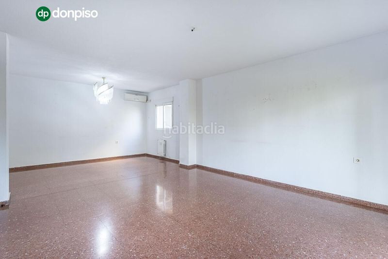 Foto 4abfdc6e-72c6-4489-b031-e99a8e7feee9. Pis a calle del profesor agustín escribano 7 a Fígares Granada