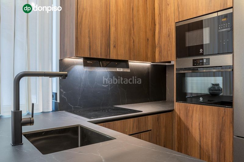 Foto a36ae494-b37f-44a9-ae5c-8084cb5a678d. Ground floor with pool in San Ildefonso Granada