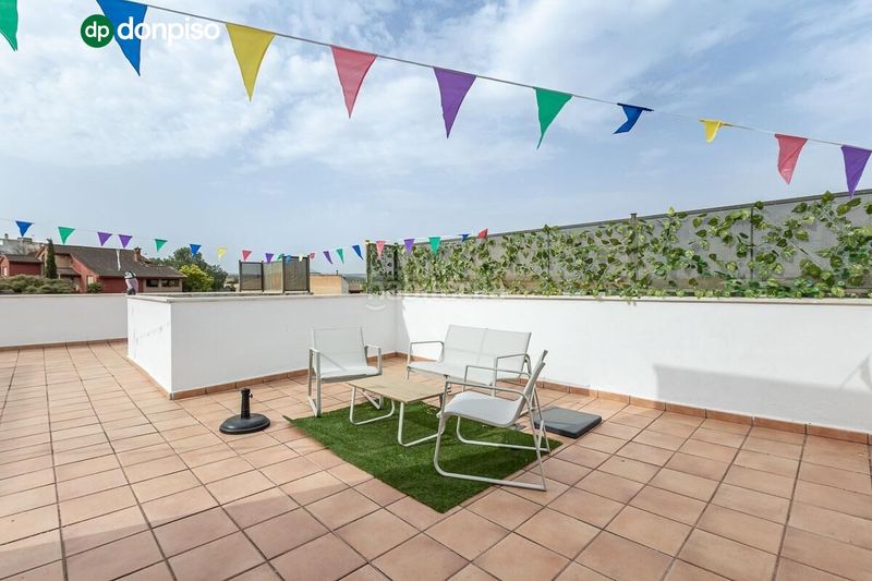 Foto 1e44f192-dd1d-460c-a266-16d22ca59031. Etagenwohnung in calle calle isaac newton 8 in Láchar