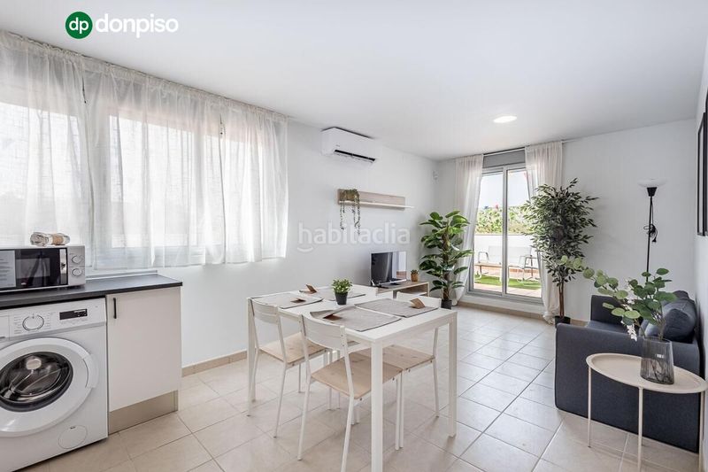 Foto d775f3ea-3297-4af5-ae11-56ac22fbca14. Etagenwohnung in calle calle isaac newton 8 in Láchar