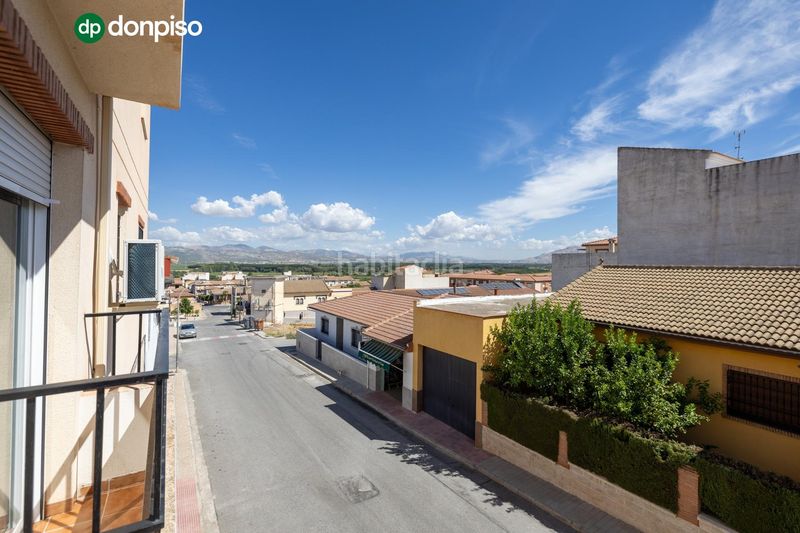 Foto c3d0284e-2378-4d13-948d-0fdfa1e3a0aa. Pis amb aparcament a Láchar
