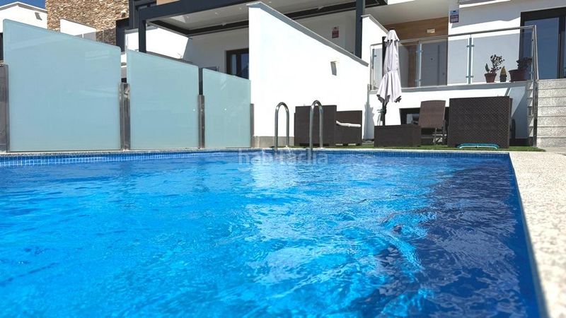 Foto 027bd988-ab81-4f51-89e0-d87dcb9301d8. Chalet in calle chimborazo 57 in Camino de los Neveros - Serrallo Granada