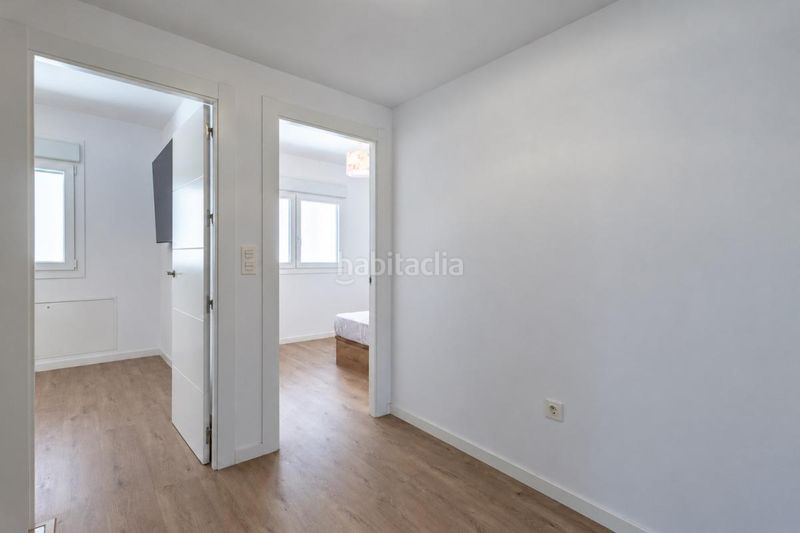 Foto b0ae31a9-3592-458d-93de-9fb5f31cf9a4. Chalet in calle chimborazo 57 in Camino de los Neveros - Serrallo Granada