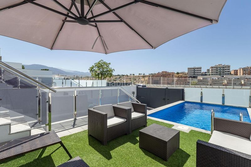 Foto f1f47123-e1e0-4564-b99e-b35ea3826c59. Chalet in calle chimborazo 57 in Camino de los Neveros - Serrallo Granada