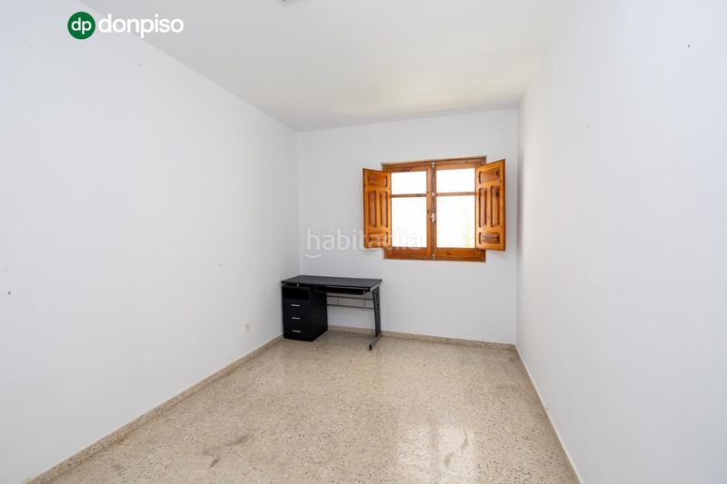 Foto a567854b-32ec-46a3-ac81-c8ae8e3b6caa. Casa amb aparcament a Fuente Vaqueros