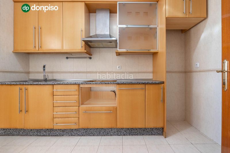 Foto 2ec799f6-b57e-485a-8526-9863d77866d5. Etagenwohnung in calle calle san juan de dios 6 in Churriana de la Vega