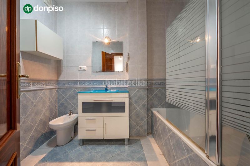 Foto 4bb3ac4e-9aaf-4fec-9360-081f8fab3f14. Etagenwohnung in calle calle san juan de dios 6 in Churriana de la Vega