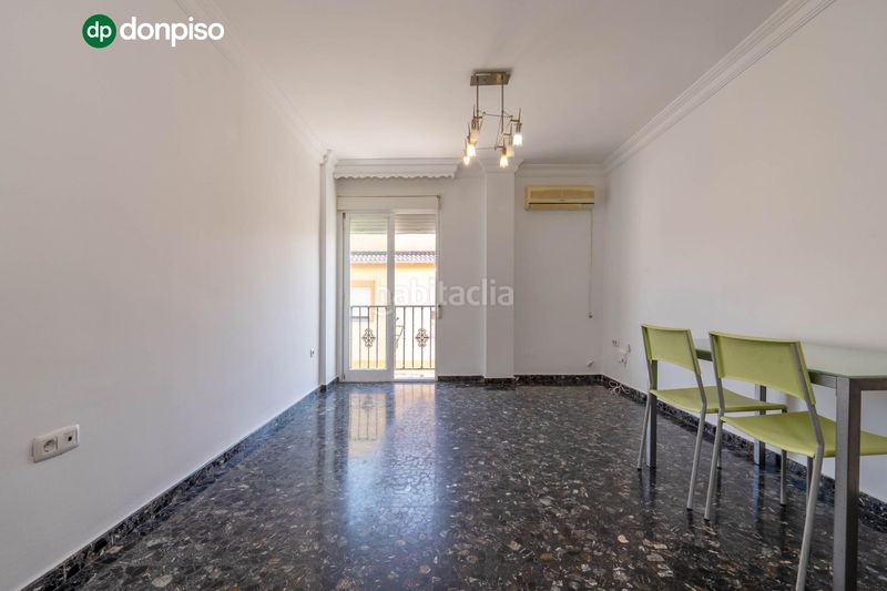 Foto 7d3baf91-7067-4e62-8df9-5e704004a060. Etagenwohnung in calle calle san juan de dios 6 in Churriana de la Vega