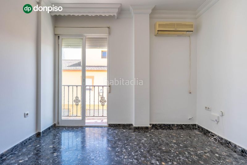 Foto ec808915-dda8-452f-aa45-b53d8d060455. Etagenwohnung in calle calle san juan de dios 6 in Churriana de la Vega